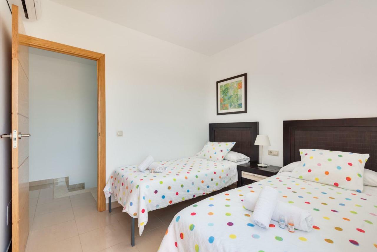 Villa 26 *